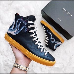 Meet your Posher, Justin